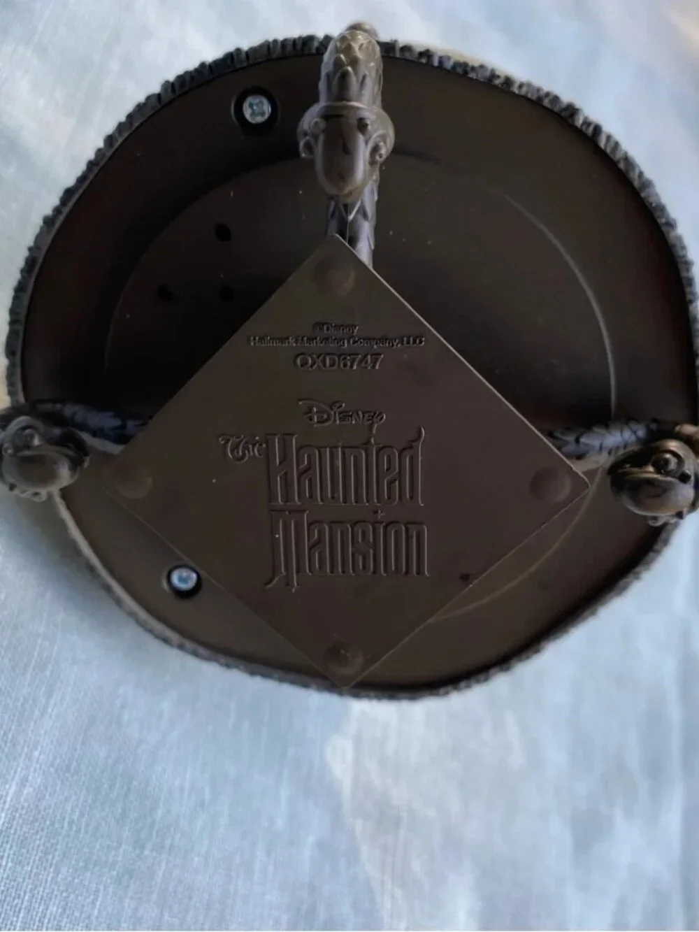 NWT Hallmark Disney Haunted Mansion Madame Leota ornament